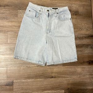 Eddie bauer short size 12 high rise